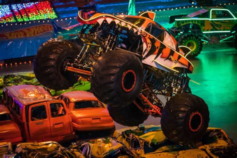 How Long Does the Hot Wheels Monster Truck Show Last?